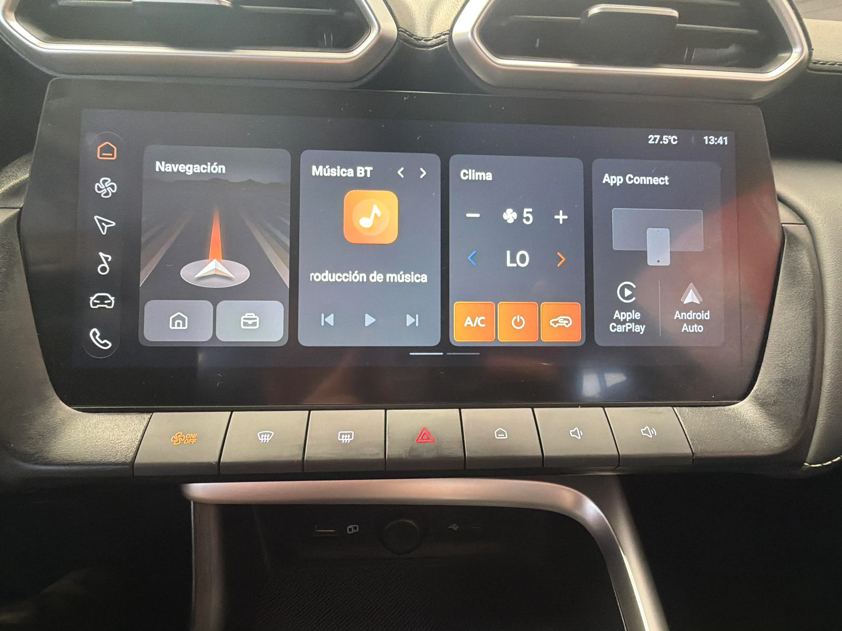 MG ZS Hybrid+ Luxury - foto 23