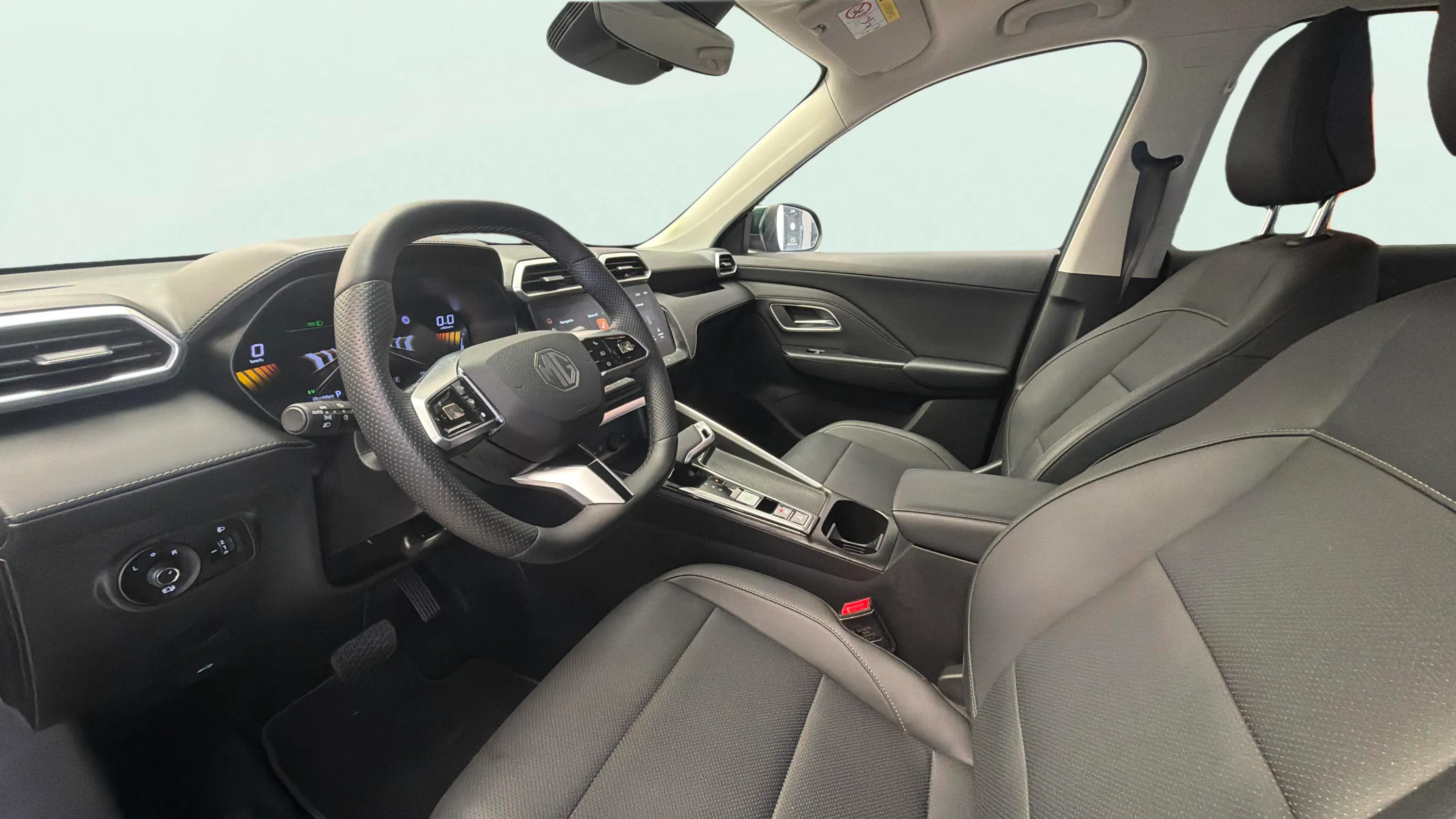 MG ZS Hybrid+ Luxury - foto 13