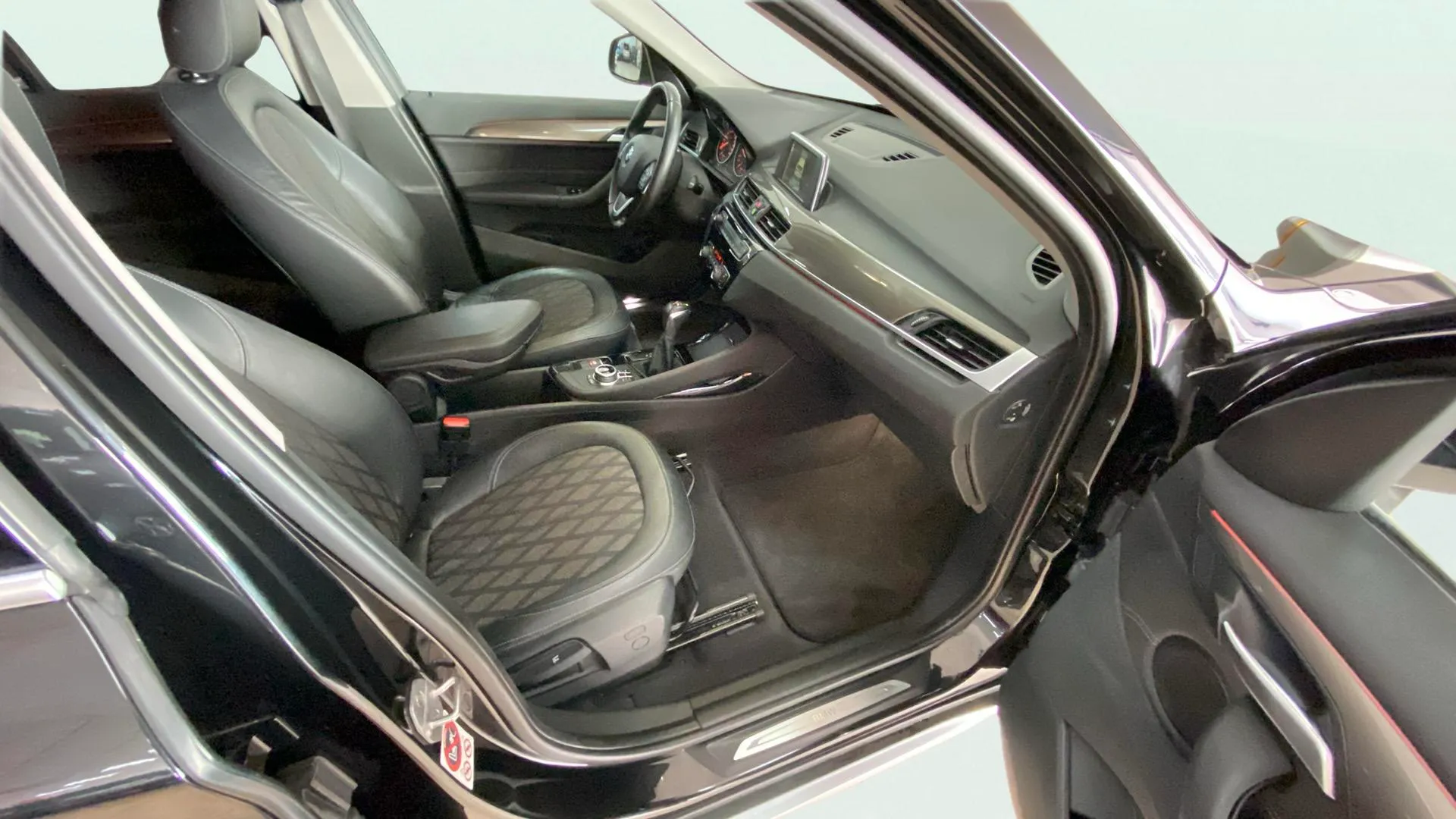 BMW X1 xDrive18d - foto 9
