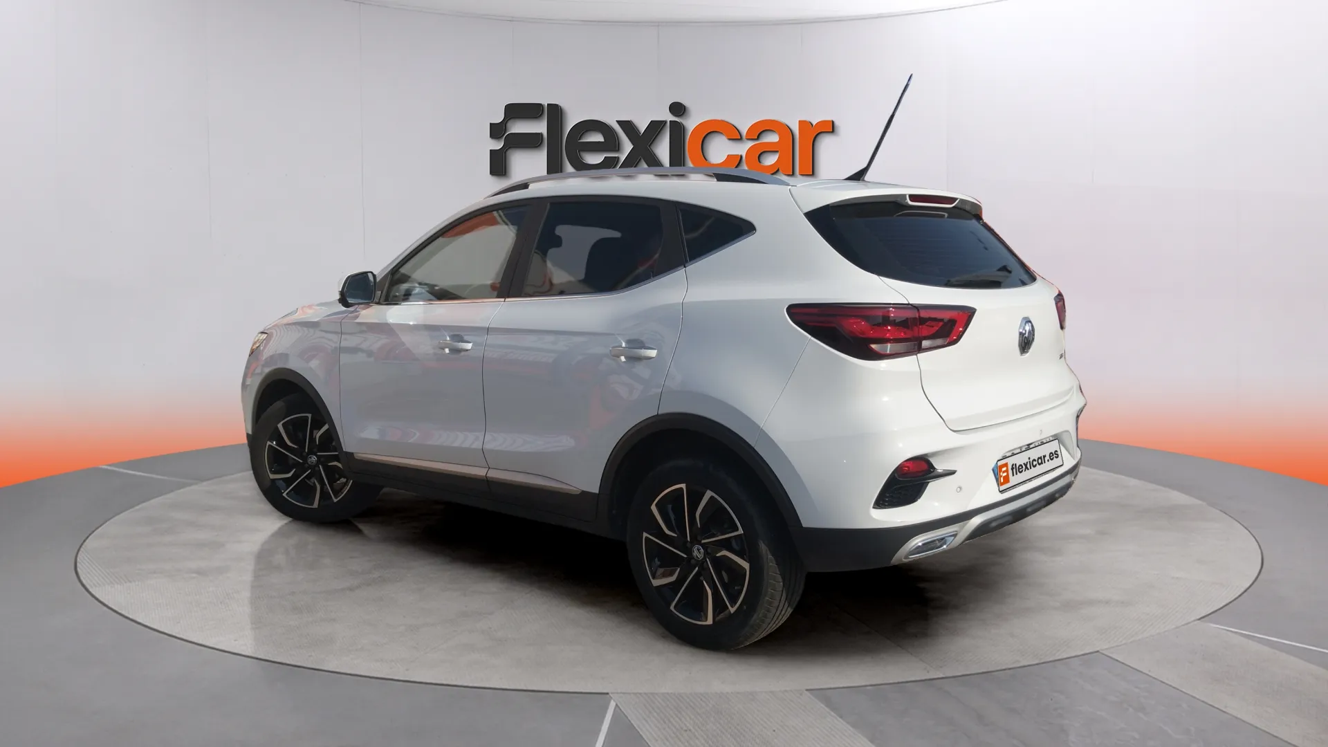 MG ZS 1.5 Luxury - foto 8