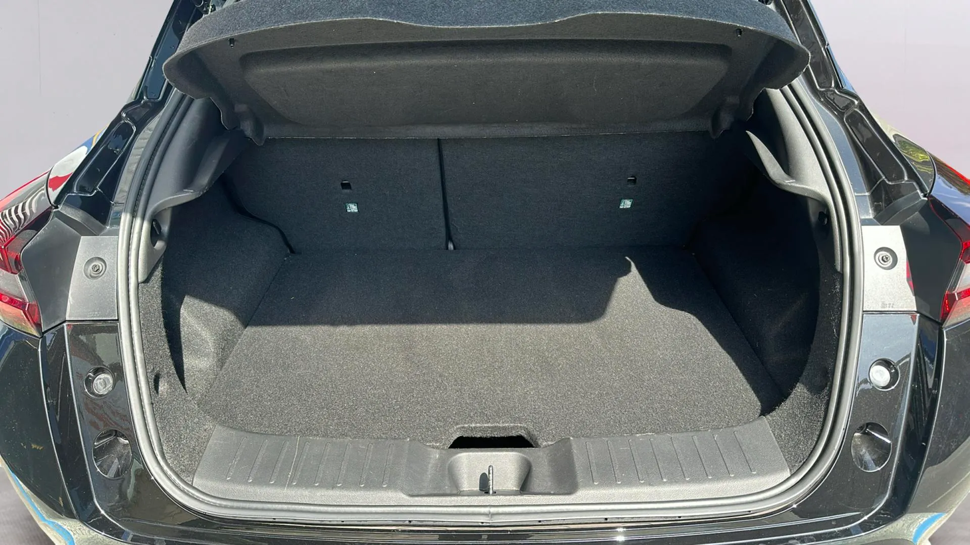 Nissan Juke DIG-T DCT Tekna - foto 20