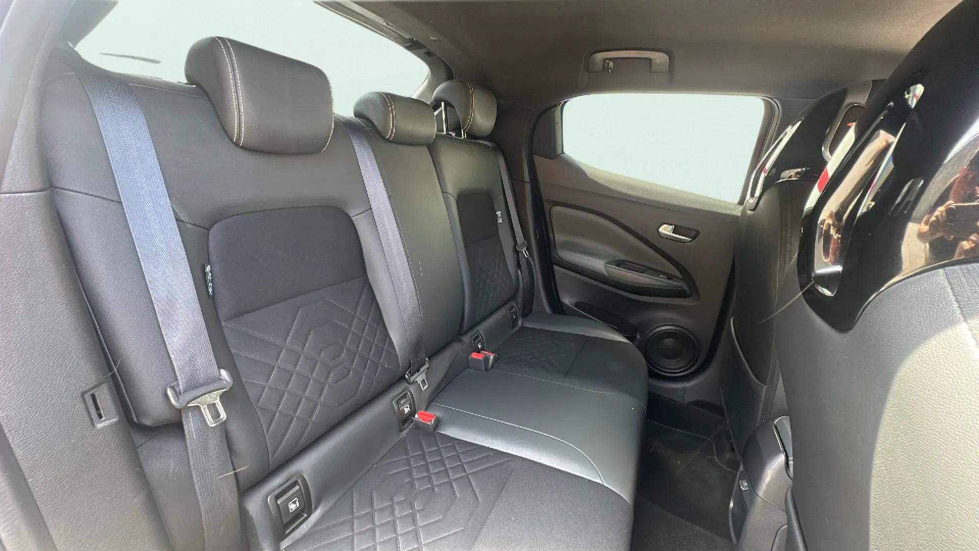 Nissan Juke DIG-T DCT Tekna - foto 18