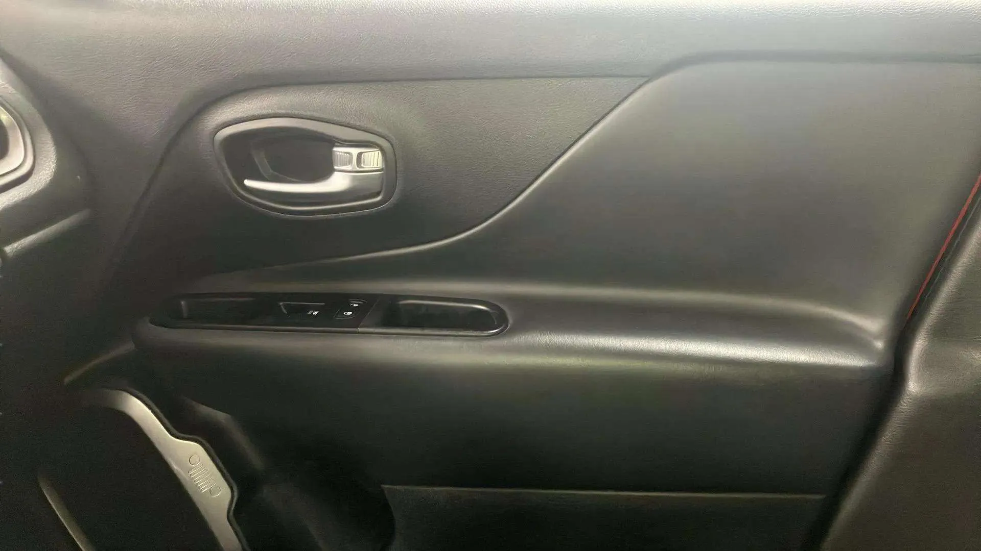 Jeep Renegade Limited 1.0G 4x2 - foto 15