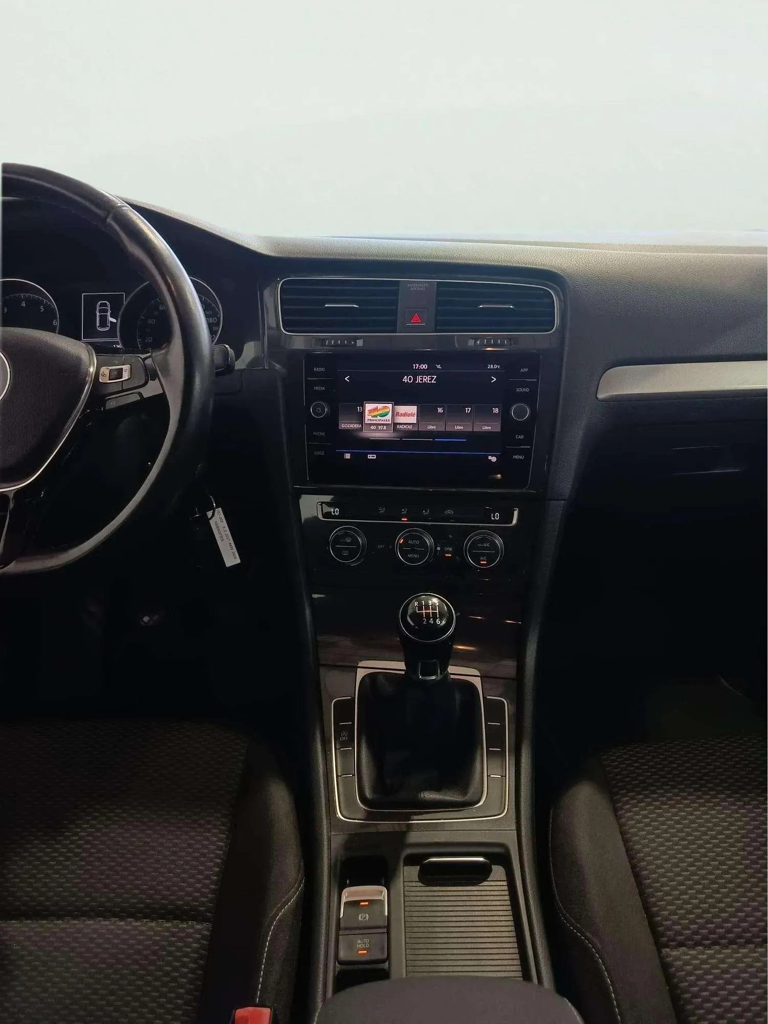 Volkswagen Golf Advance 1.0 TSI - foto 21