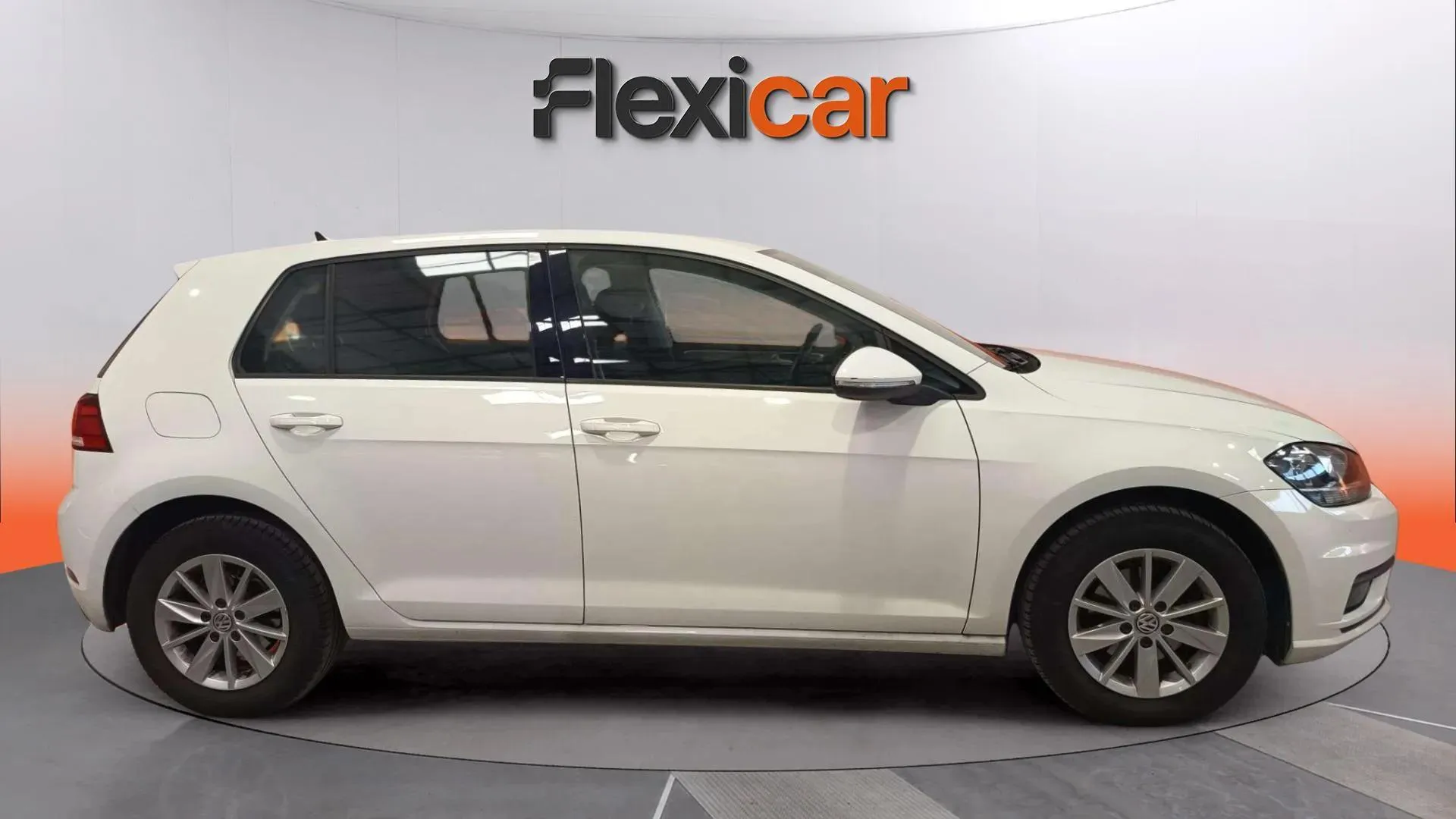 Volkswagen Golf Advance 1.0 TSI - foto 8