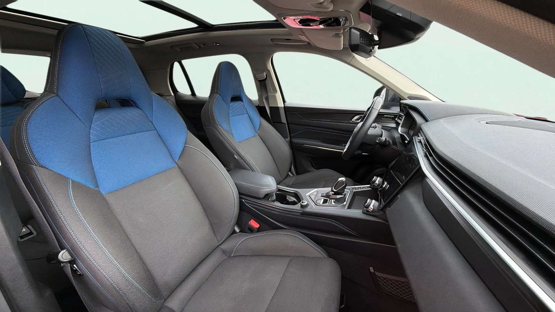 Lynk & Co 01 1.5 PHEV - foto 10