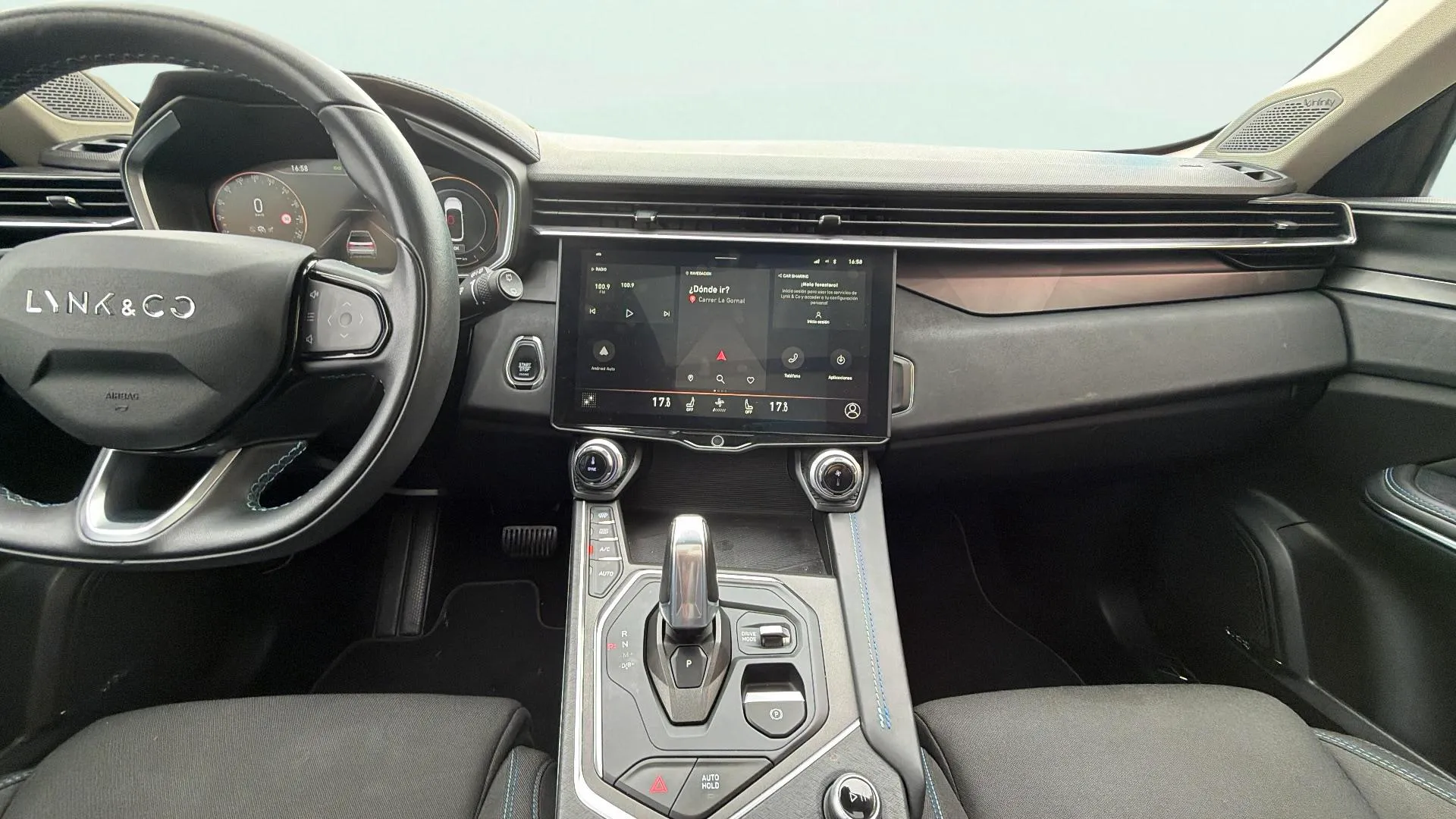 Lynk & Co 01 1.5 PHEV - foto 13