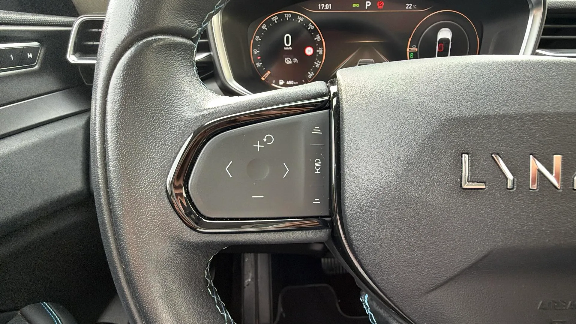 Lynk & Co 01 1.5 PHEV - foto 20