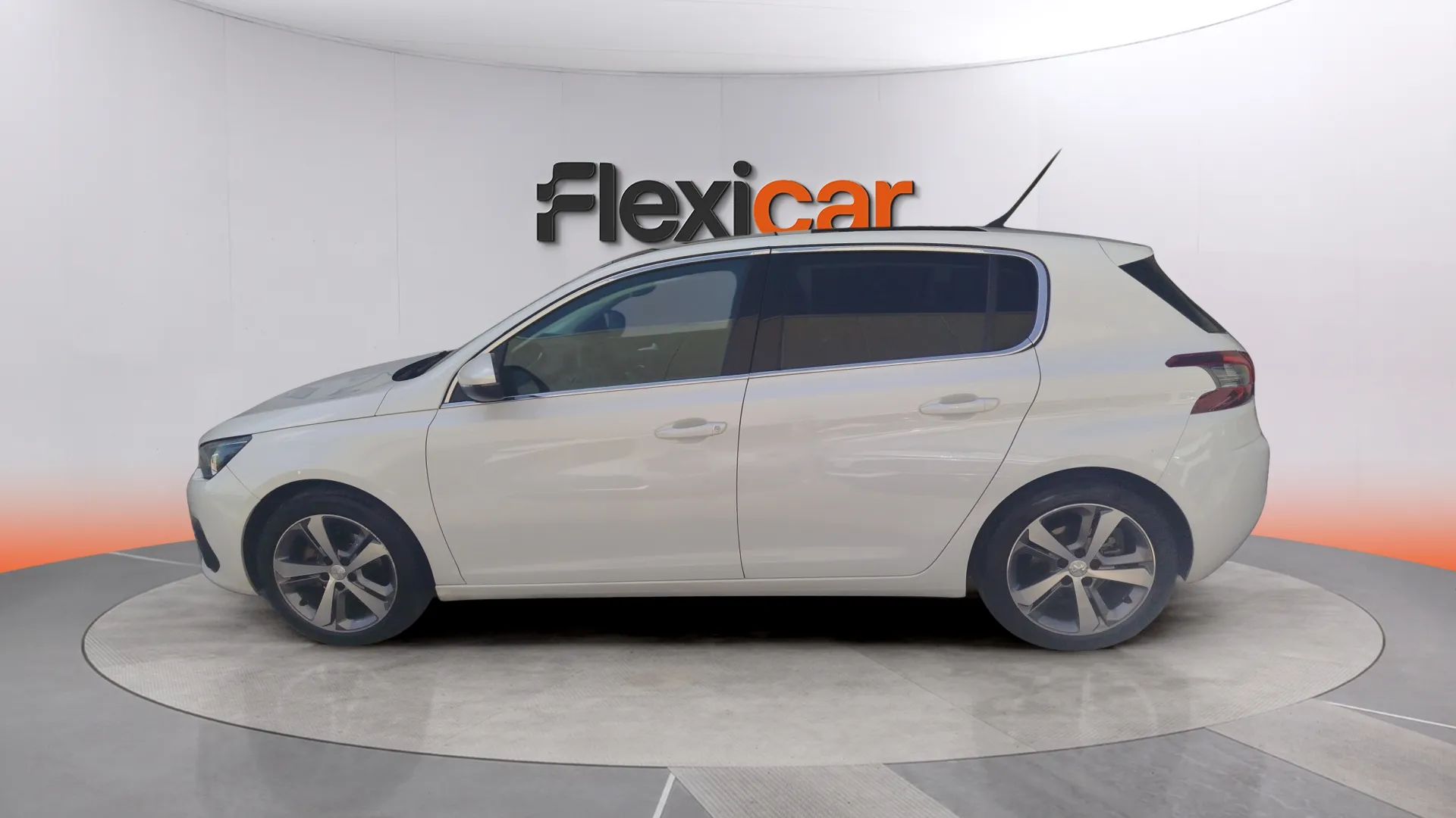 Peugeot 308 Allure Pack PureTech 130 EAT8 - foto 4