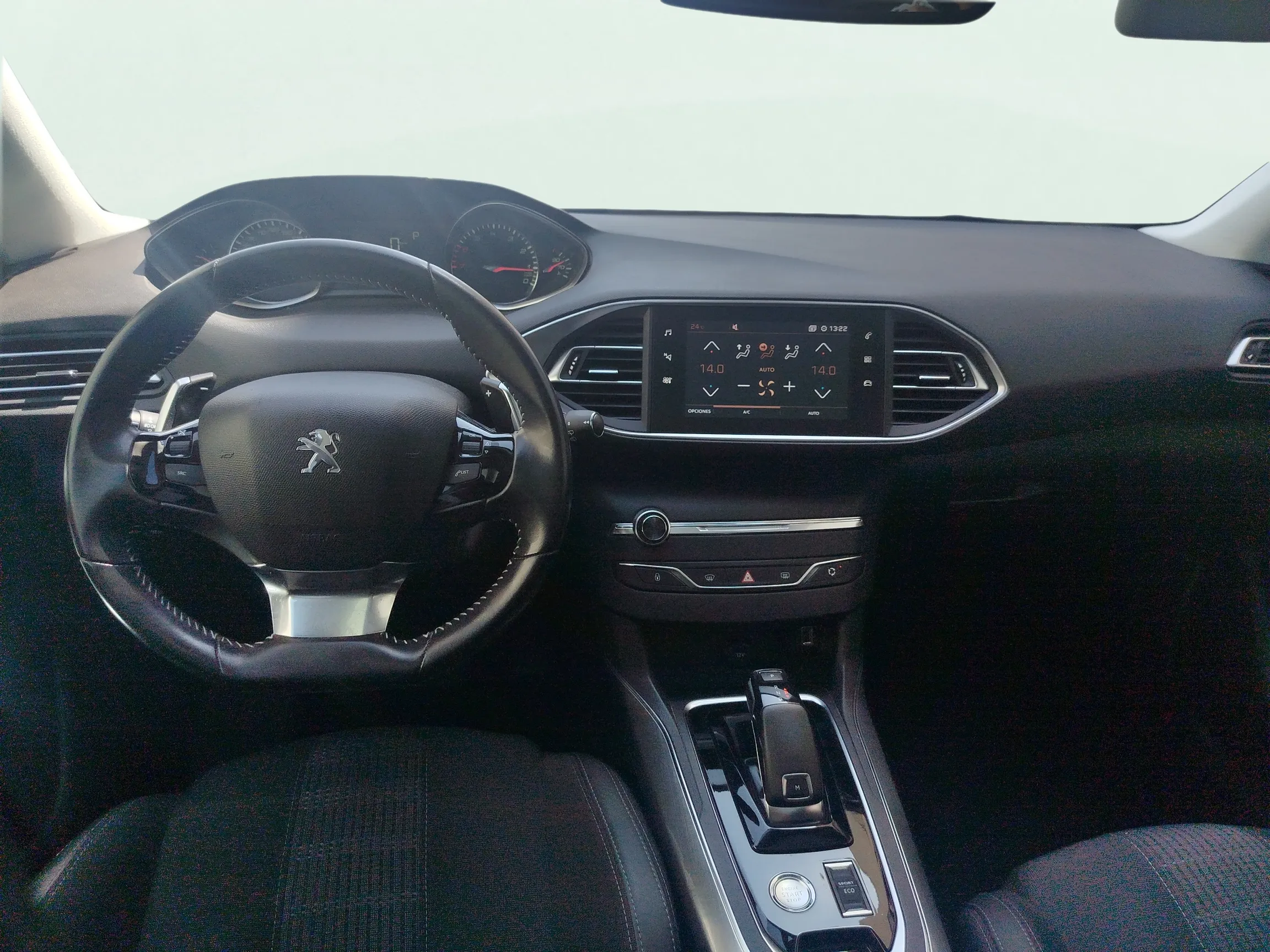 Peugeot 308 Allure Pack PureTech 130 EAT8 - foto 13