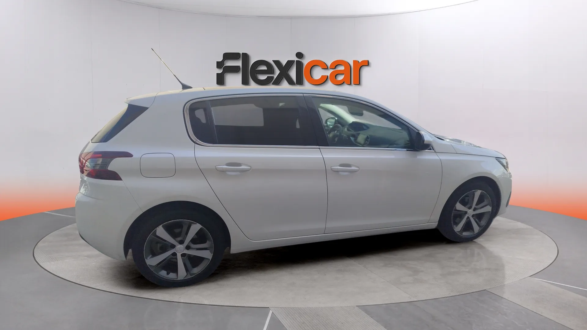 Peugeot 308 Allure Pack PureTech 130 EAT8 - foto 5