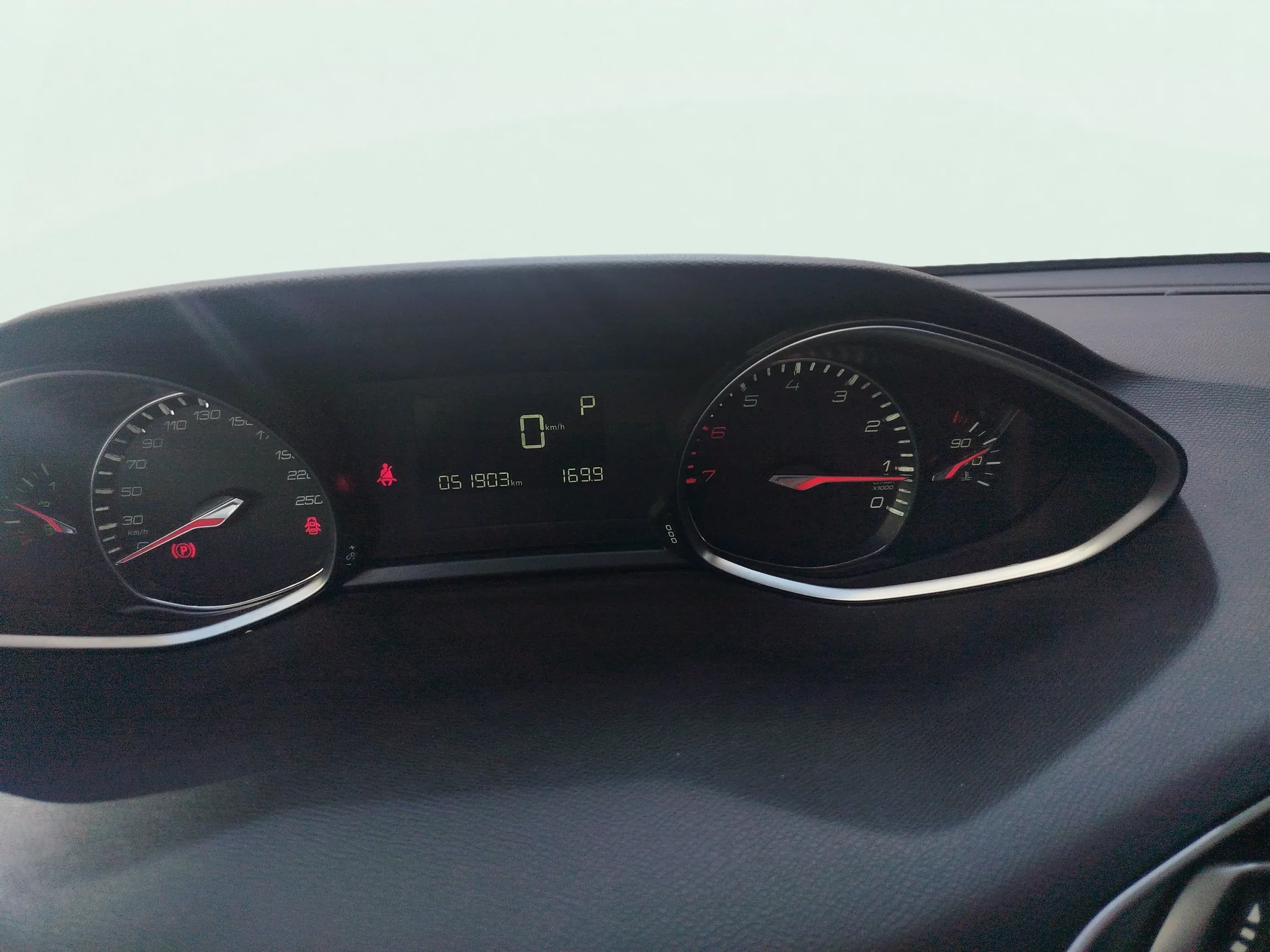 Peugeot 308 Allure Pack PureTech 130 EAT8 - foto 16