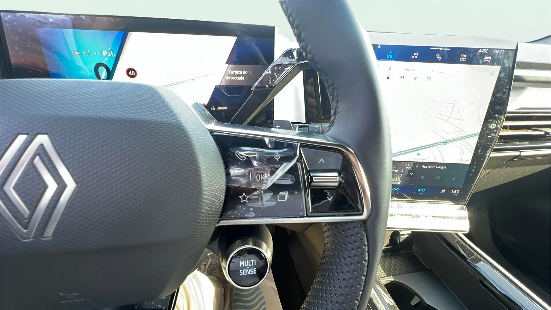 Renault Austral Equilibre Mild Hybrid - foto 16