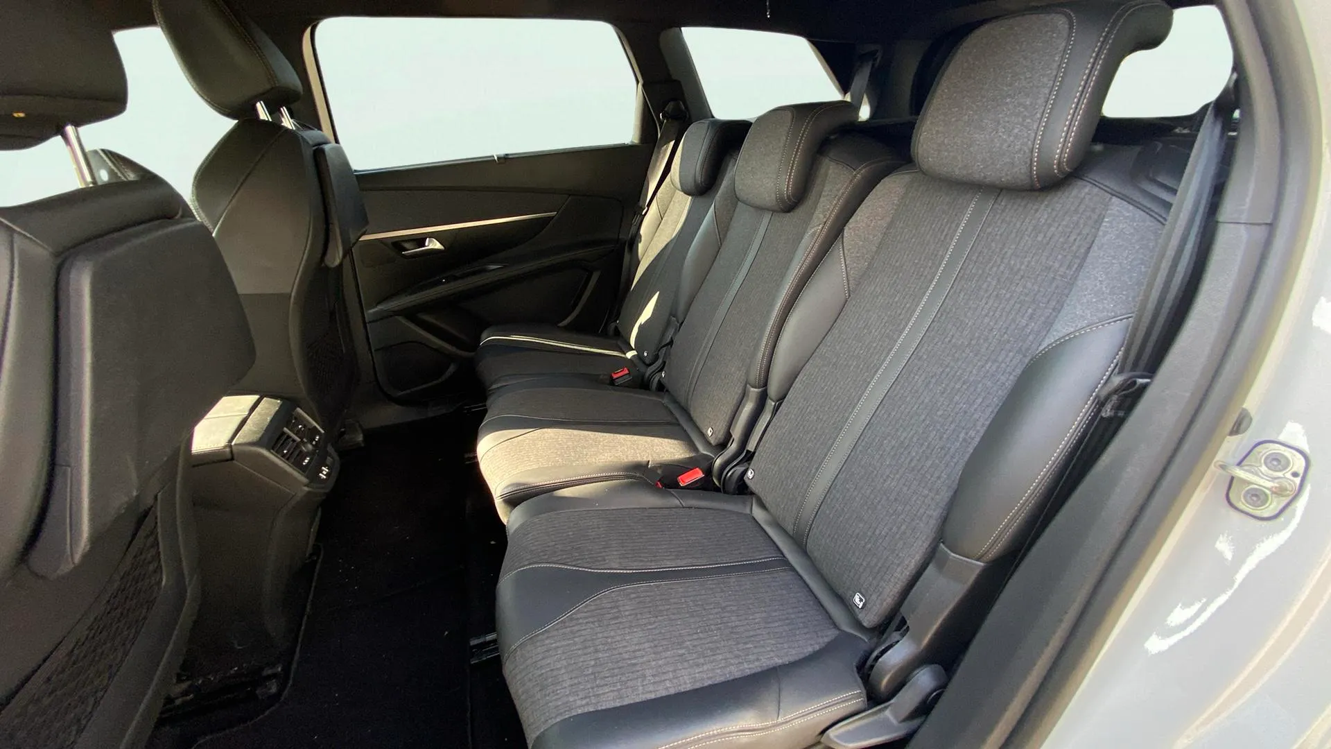 Peugeot 5008 GT-Line 1.2L PureTech - foto 27