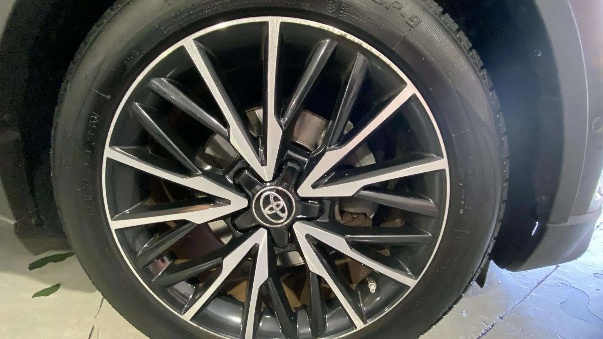 Toyota C-HR 1.8 125H Advance - foto 17