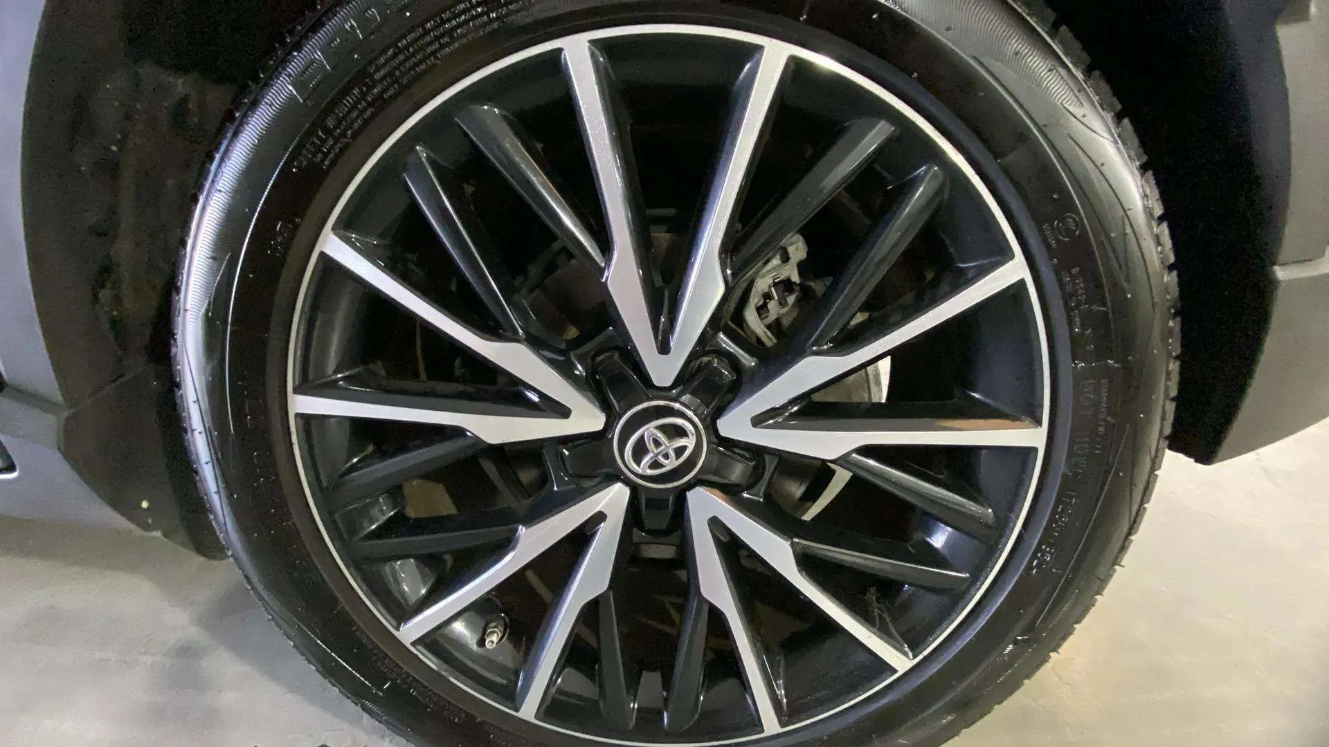 Toyota C-HR 1.8 125H Advance - foto 20