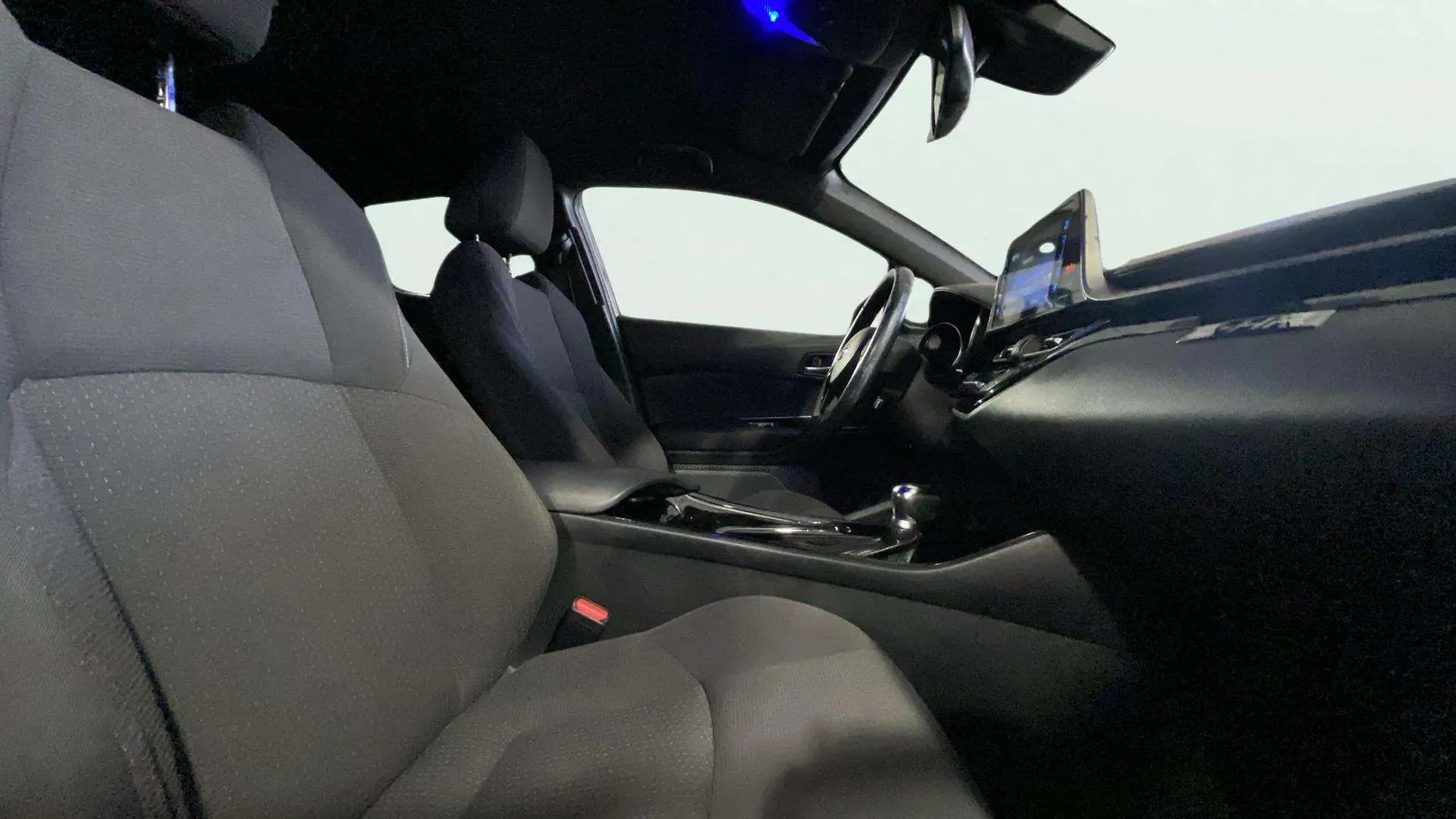 Toyota C-HR 1.8 125H Advance - foto 10