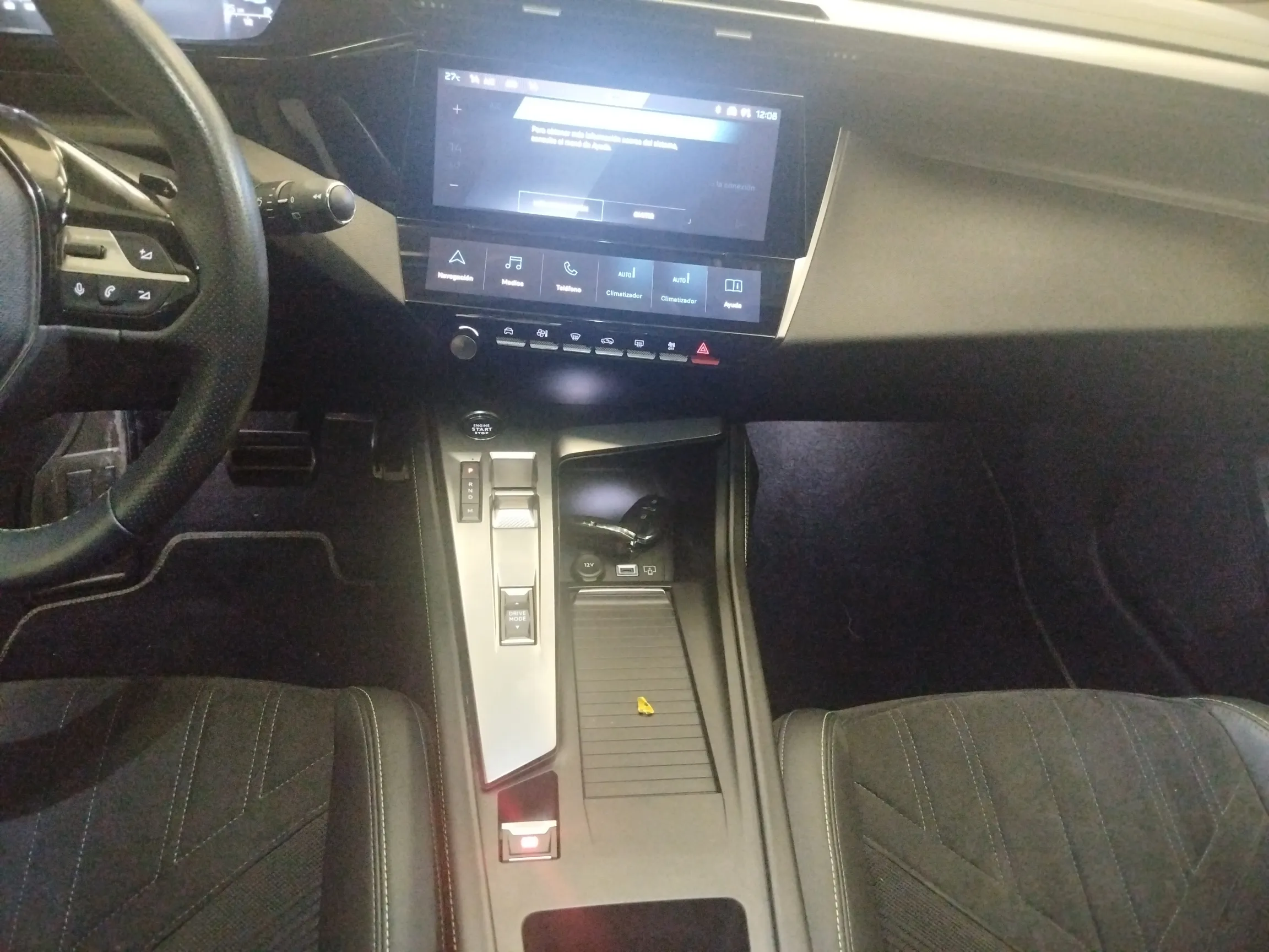 Peugeot 308 GT PureTech 130 EAT8 - foto 14
