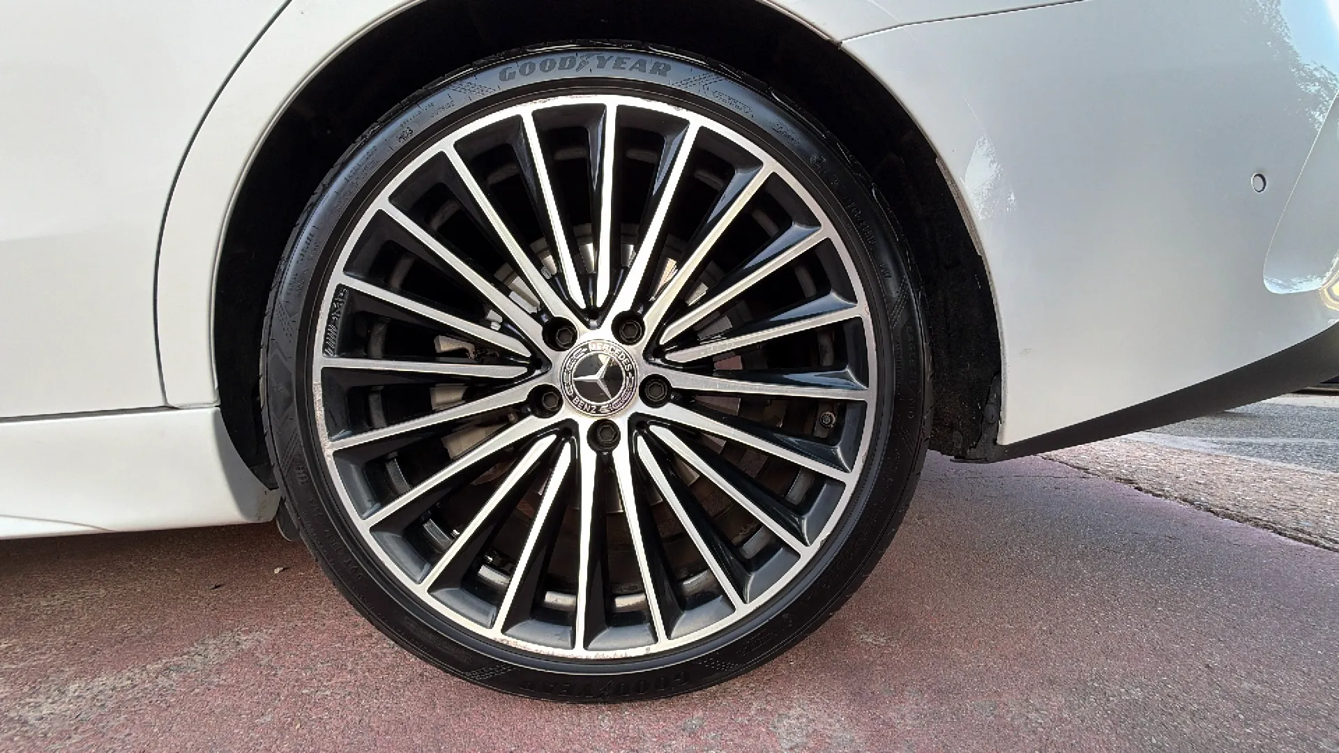 Mercedes-Benz Clase C C 220 d - foto 19