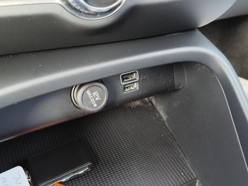 Volvo XC40 1.5 T4 Twin Recharge Inscription - foto 23
