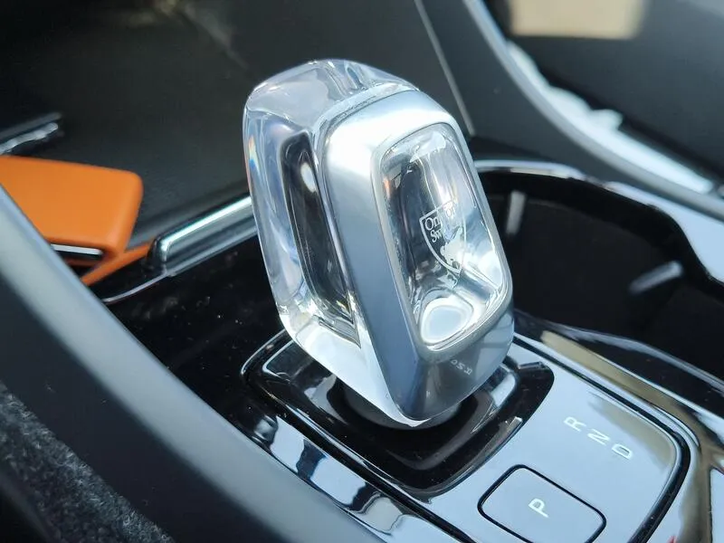 Volvo XC40 1.5 T4 Twin Recharge Inscription - foto 24