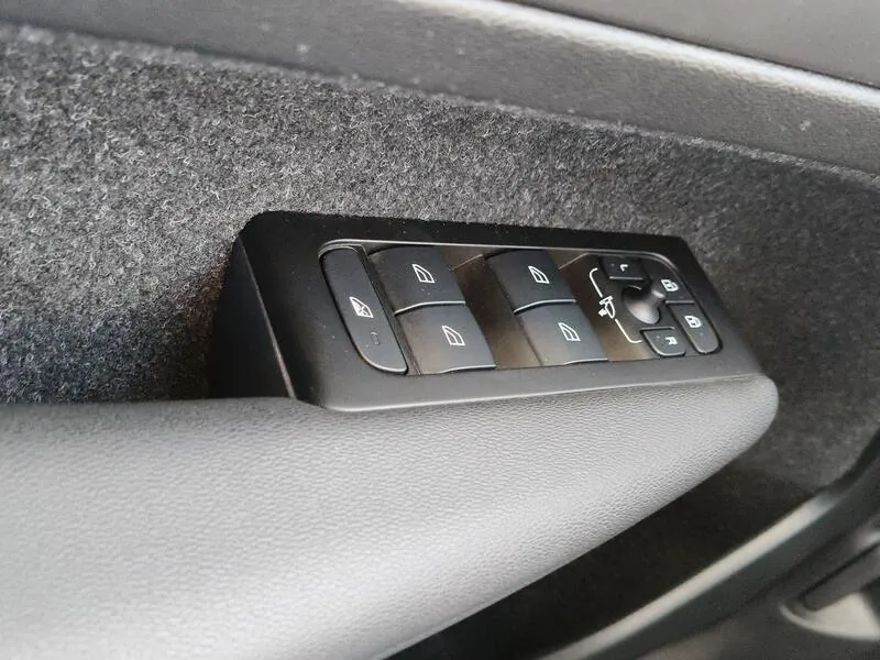 Volvo XC40 1.5 T4 Twin Recharge Inscription - foto 29