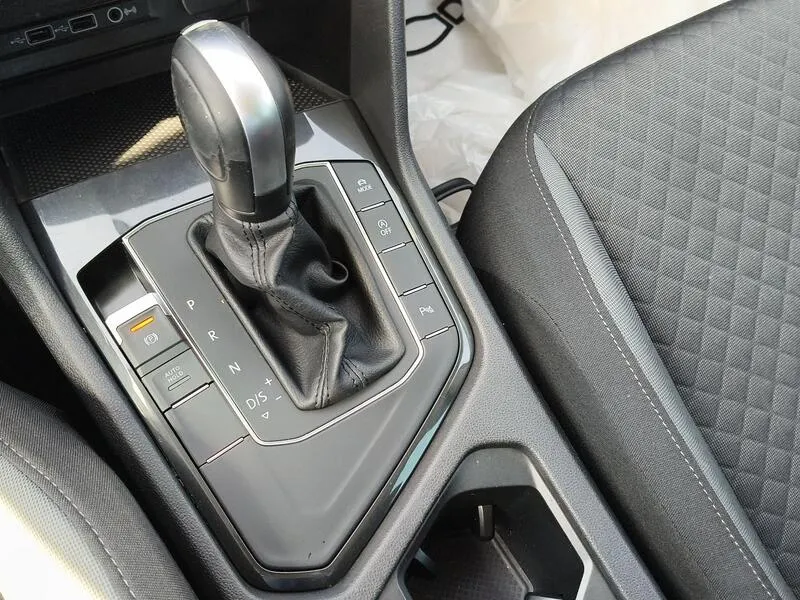 Volkswagen Tiguan 2.0 TDI Advance - foto 13
