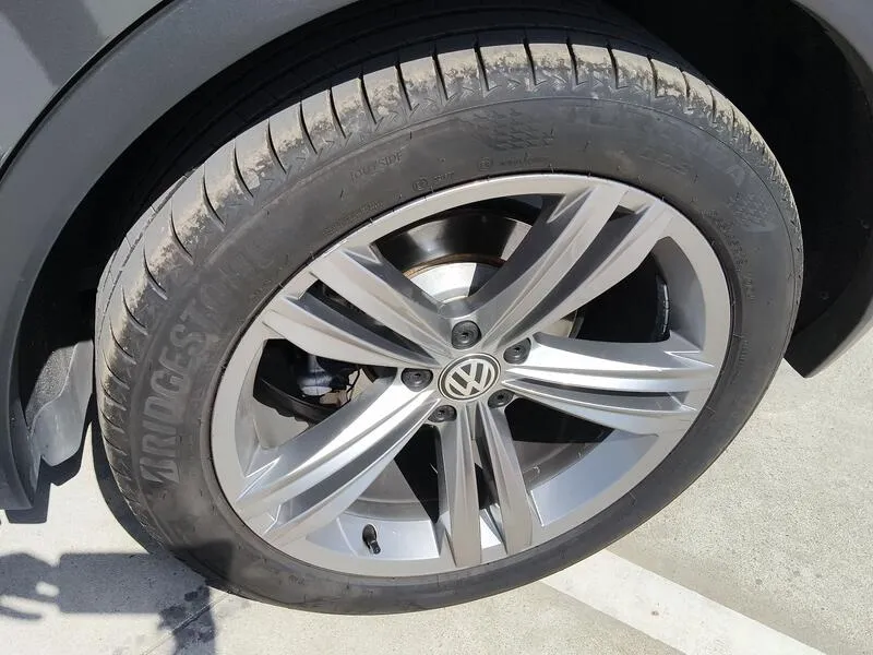 Volkswagen Tiguan 2.0 TDI Advance - foto 49