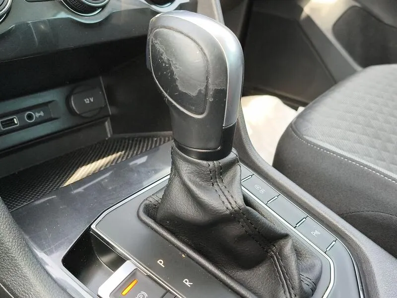 Volkswagen Tiguan 2.0 TDI Advance - foto 14