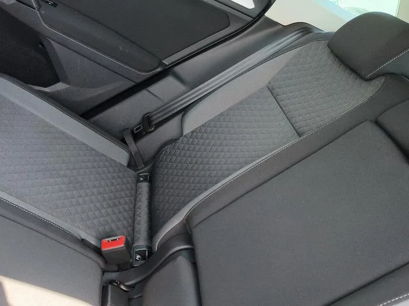 Volkswagen Tiguan 2.0 TDI Advance - foto 36