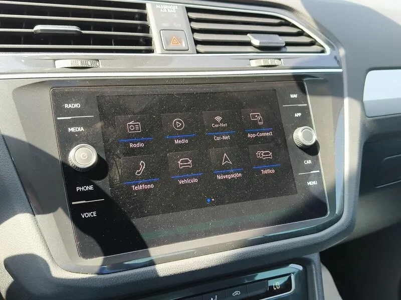 Volkswagen Tiguan 2.0 TDI Advance - foto 11