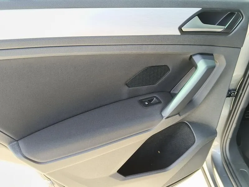 Volkswagen Tiguan 2.0 TDI Advance - foto 38