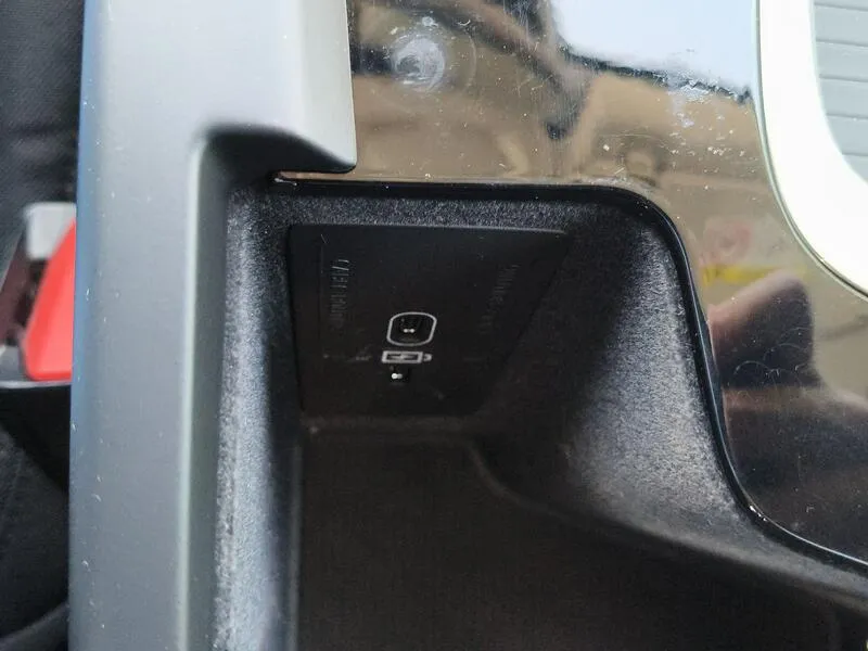 Volvo XC60 2.0 B4 D Core - foto 15