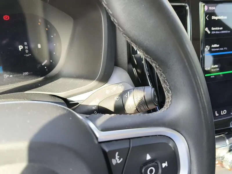Volvo XC60 2.0 B4 D Core - foto 27