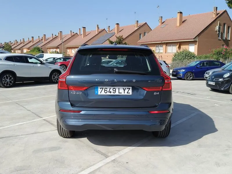 Volvo XC60 2.0 B4 D Core - foto 5