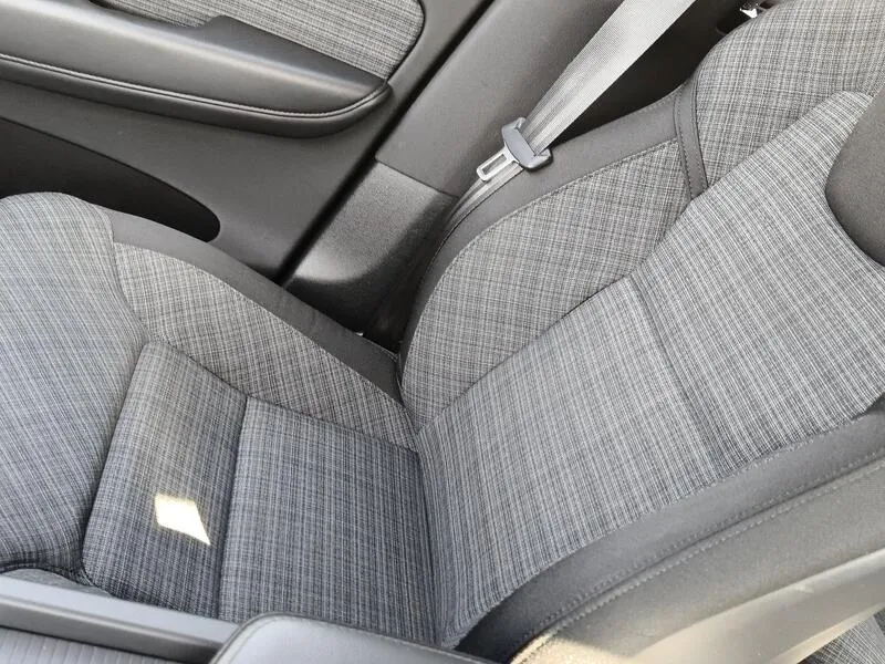 Volvo XC60 2.0 B4 D Core - foto 24