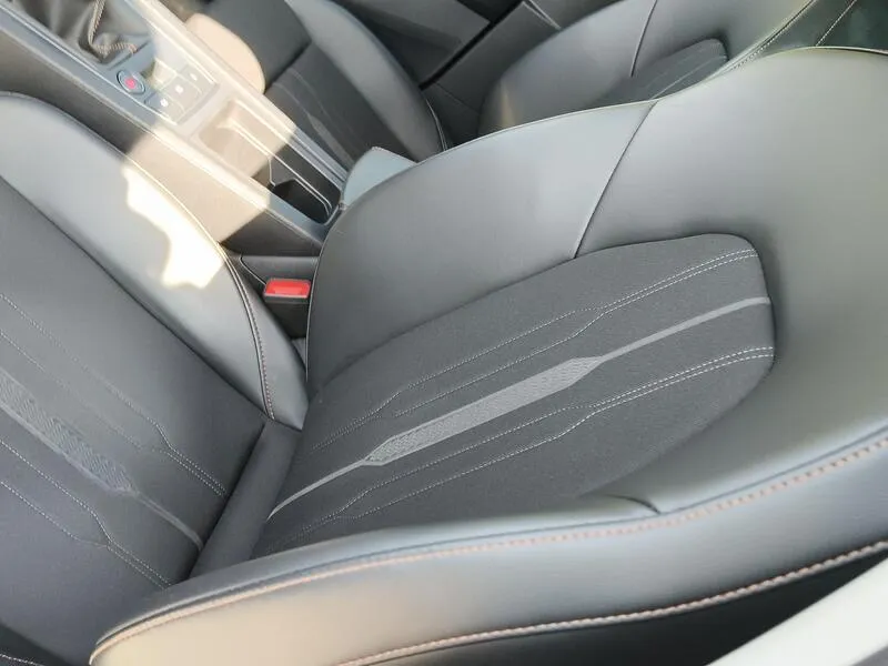 Cupra Formentor 1.5 TSI - foto 32
