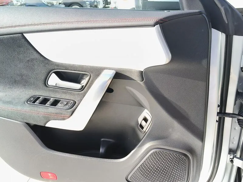 Mercedes-Benz Clase C 250e - foto 30