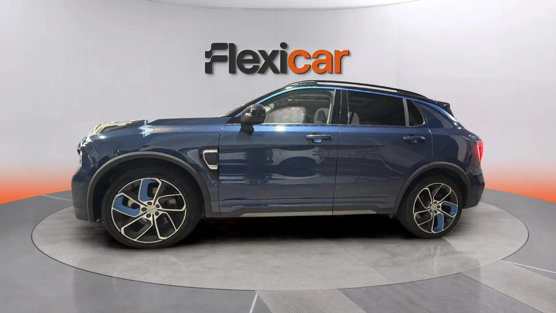 Lynk & Co 01 1.5 PHEV 3. - foto 4
