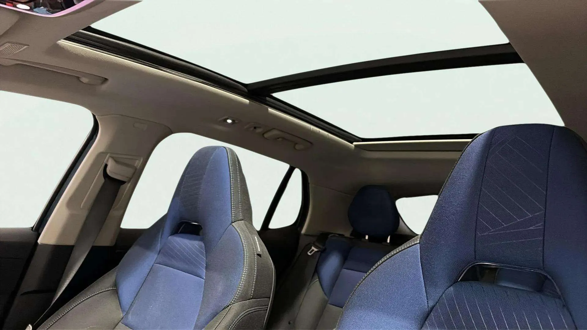 Lynk & Co 01 1.5 PHEV 3. - foto 20