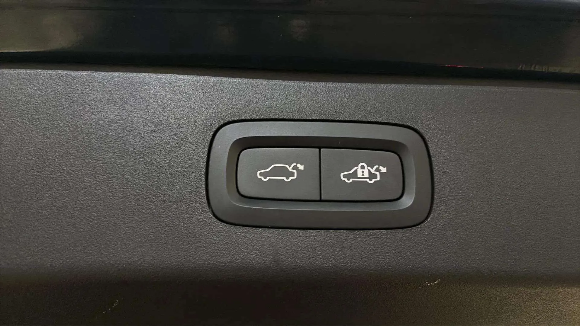 Lynk & Co 01 1.5 PHEV 3. - foto 21