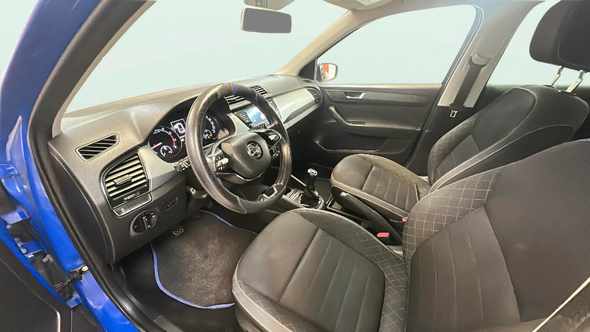 Škoda Fabia 1.0 TSI Ambition - foto 20
