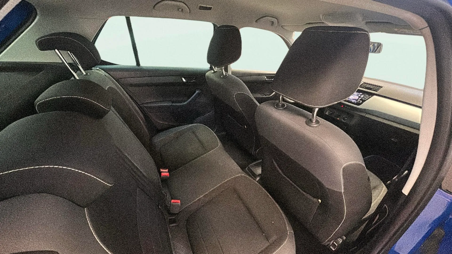 Škoda Fabia 1.0 TSI Ambition - foto 21