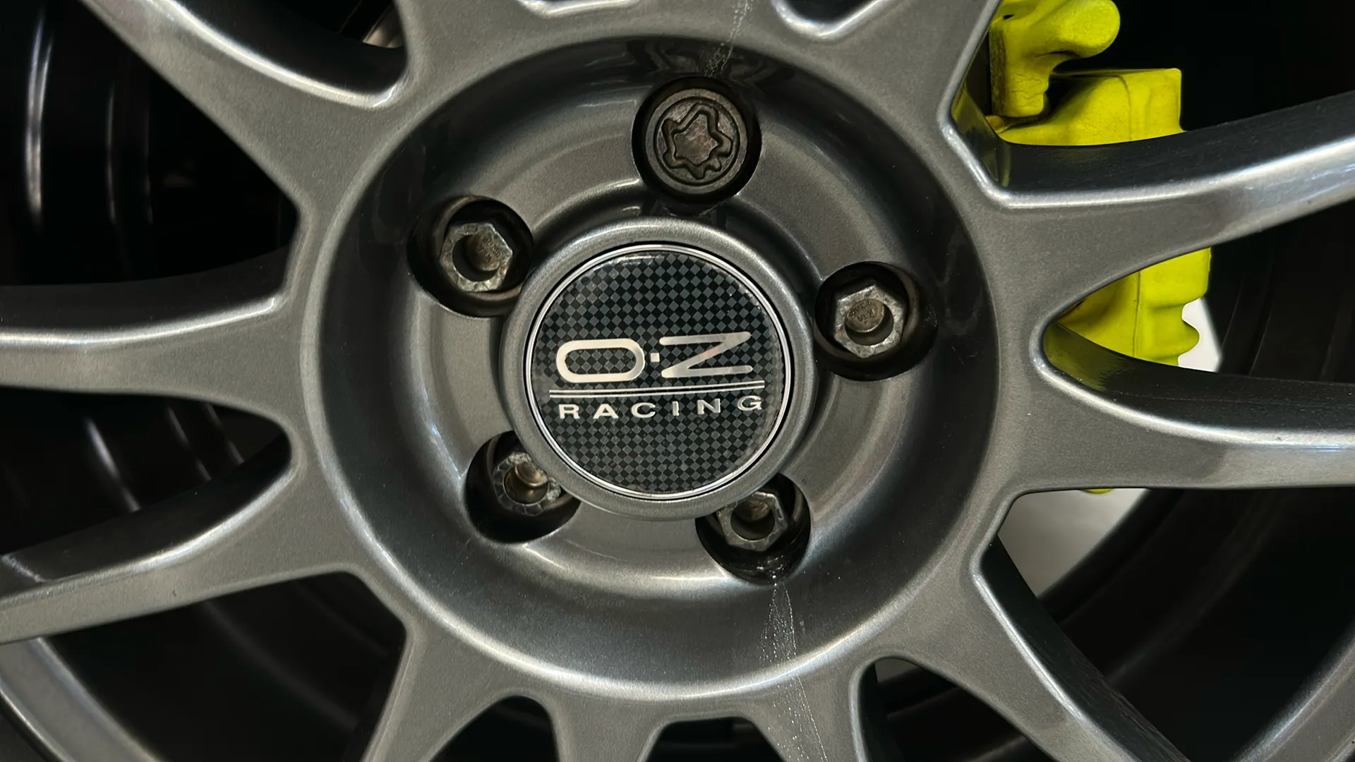 Škoda Fabia 1.0 TSI Ambition - foto 27