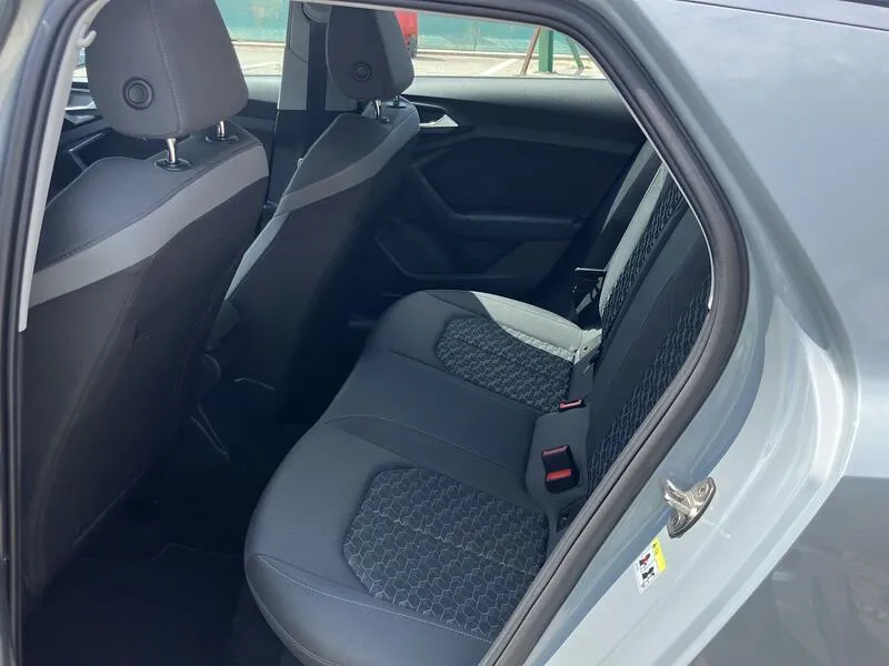 Audi A1 30 TFSI Adrenalin - foto 14