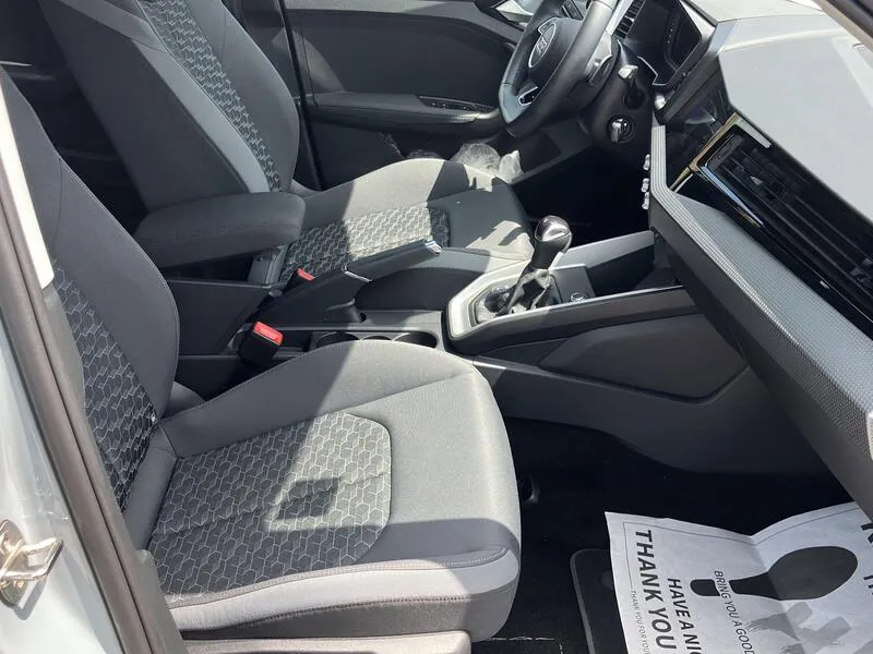 Audi A1 30 TFSI Adrenalin - foto 23