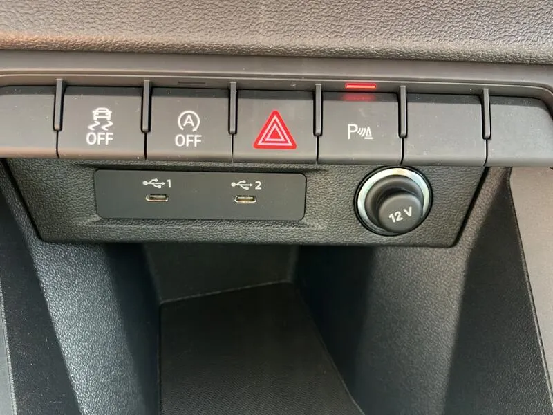 Audi A1 30 TFSI Adrenalin - foto 37