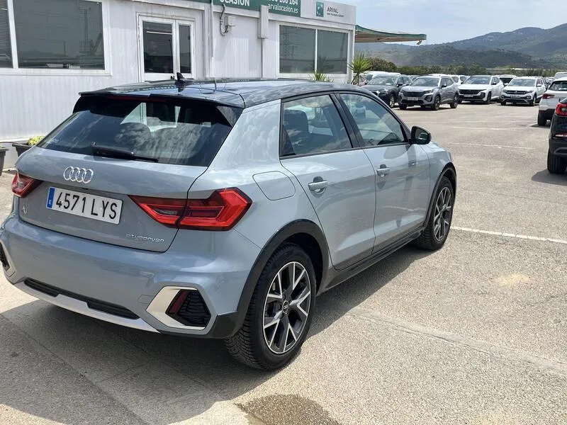 Audi A1 30 TFSI Adrenalin - foto 6