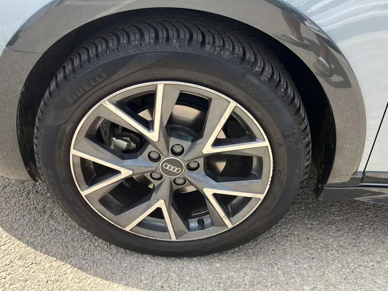 Audi A1 30 TFSI Adrenalin - foto 24