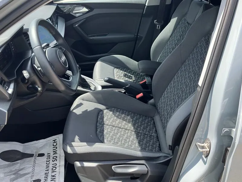 Audi A1 30 TFSI Adrenalin - foto 12